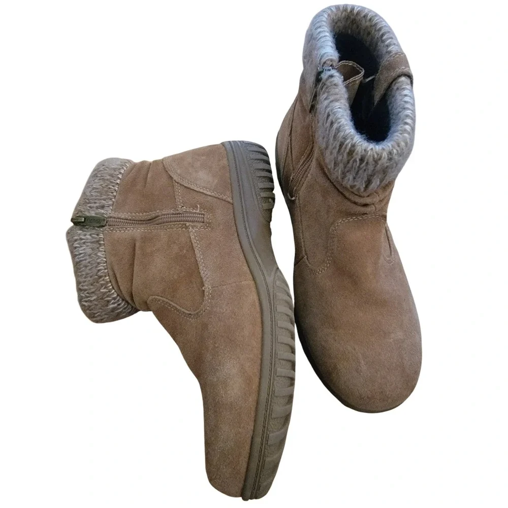 Khombu Tan Suede Winter Boots Knit Sweater Collar Ankle Booties Sd Zip W 10 NWOT